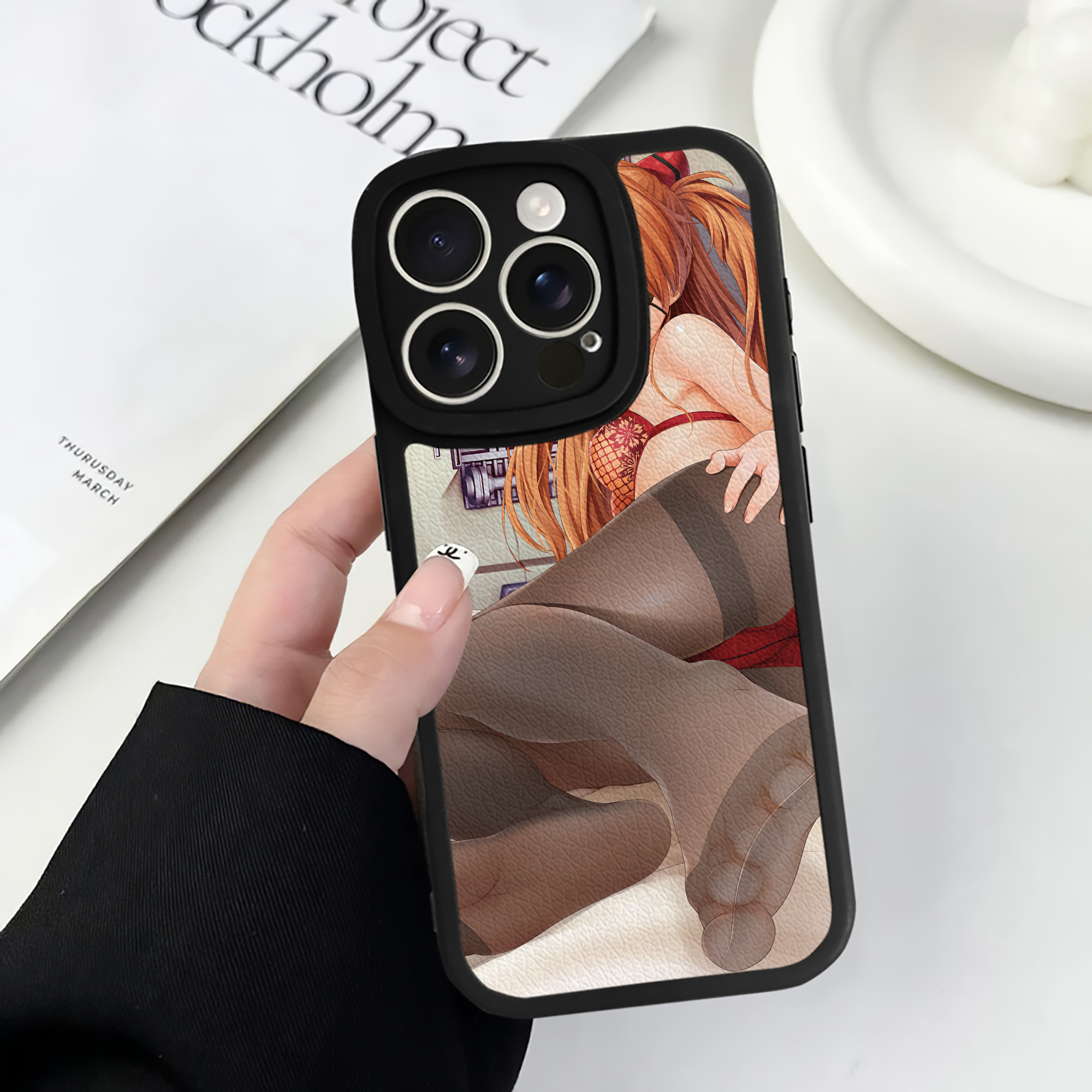 （画像用） EVA 新世紀エヴァンゲリオン 【iPhone 16シリーズ対応】シリコンスマホケース（レザー調） 材質：シリコン